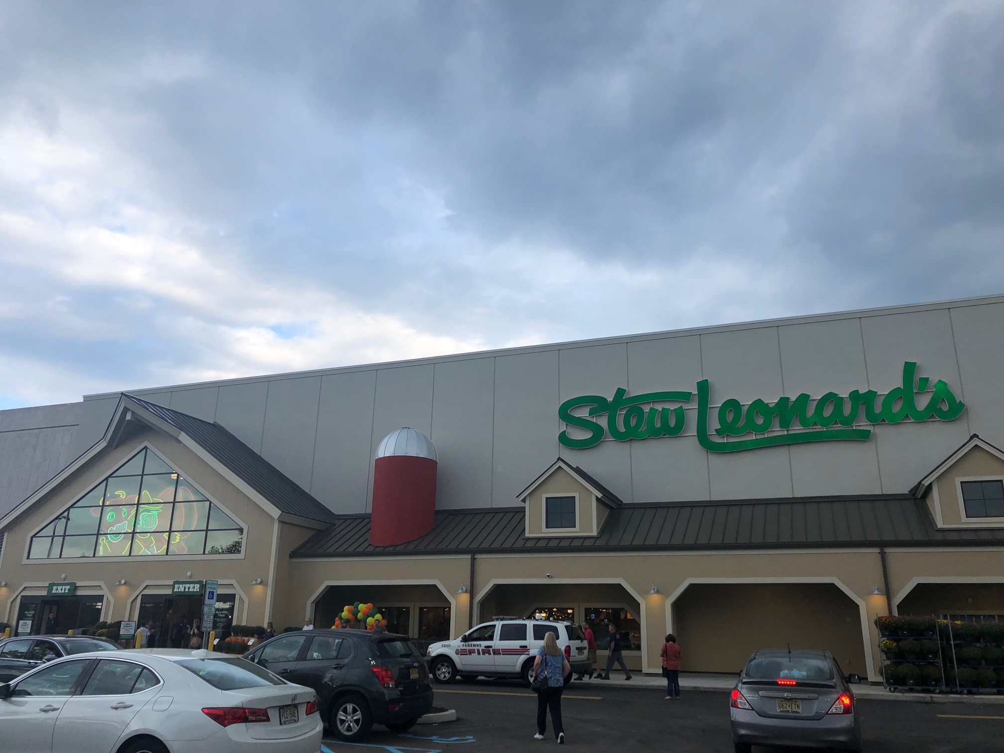 We Got an Early Look at the First Stew Leonard's in NJ and It’s Awesome